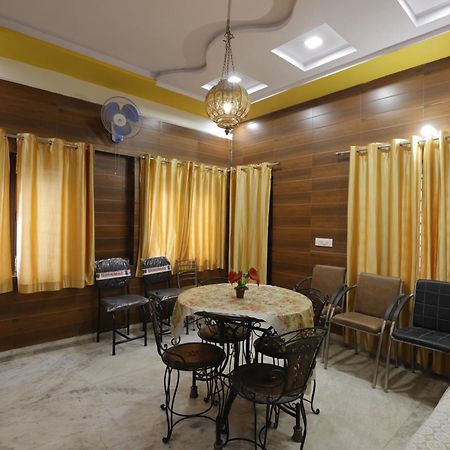 Basil Inn Home Stay Walking Distance From Taj Mahal Agra Agra  Ngoại thất bức ảnh