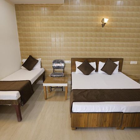 Basil Inn Home Stay Walking Distance From Taj Mahal Agra Agra  Ngoại thất bức ảnh