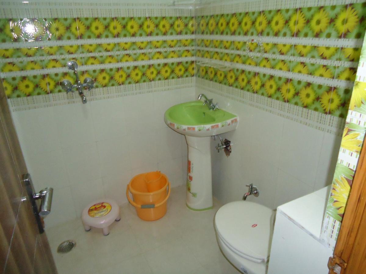 Basil Inn Home Stay Walking Distance From Taj Mahal Agra Agra  Ngoại thất bức ảnh