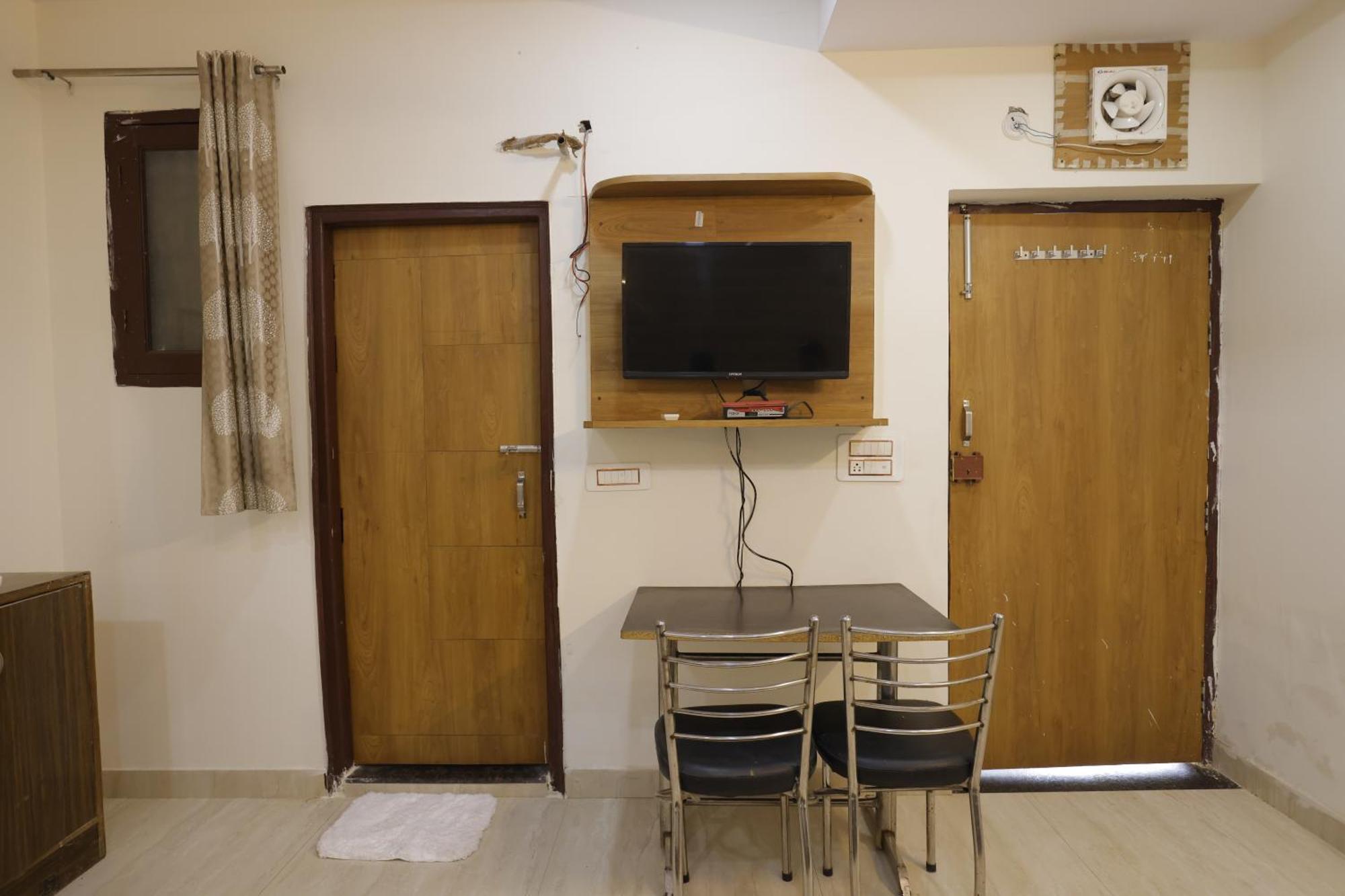 Basil Inn Home Stay Walking Distance From Taj Mahal Agra Agra  Ngoại thất bức ảnh